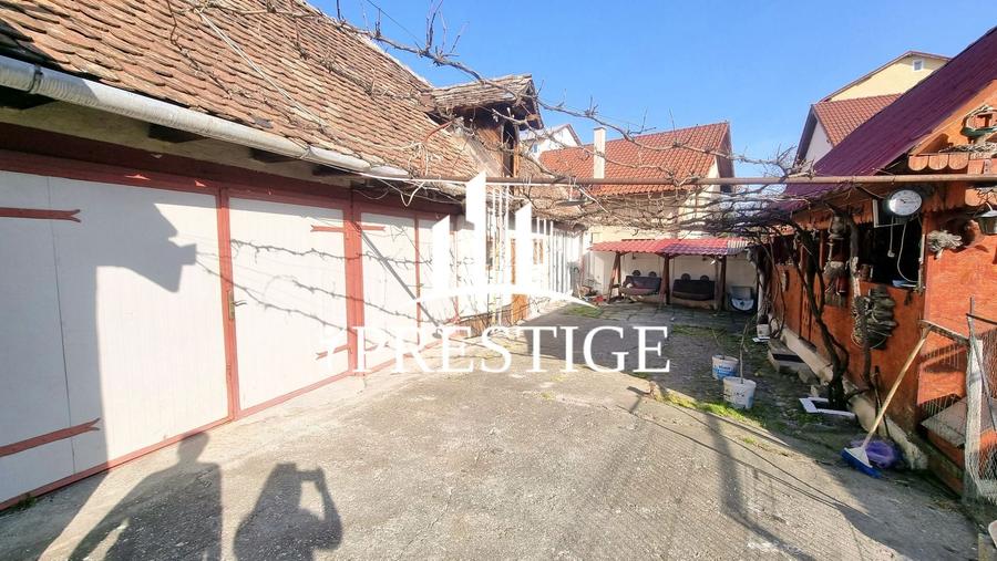 CASĂ DE VÂNZARE SIBIU TURNIȘOR, CURTE MARE, GARAJ, ACCES AUTO - 31