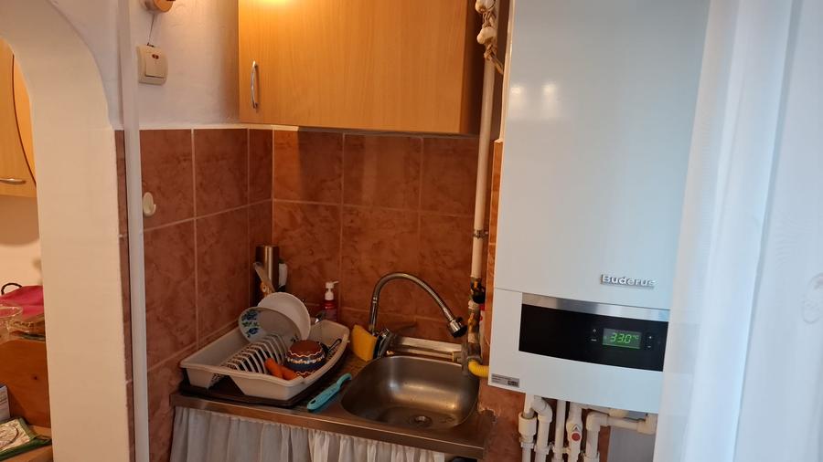 Apartament 2 camere - Poarta 6 - 76.000 euro(Cod E5)