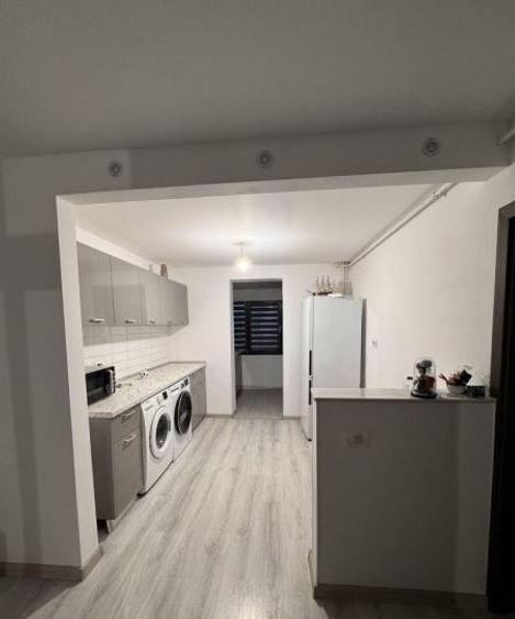 Apartament 2 camere decomandate zona Far
