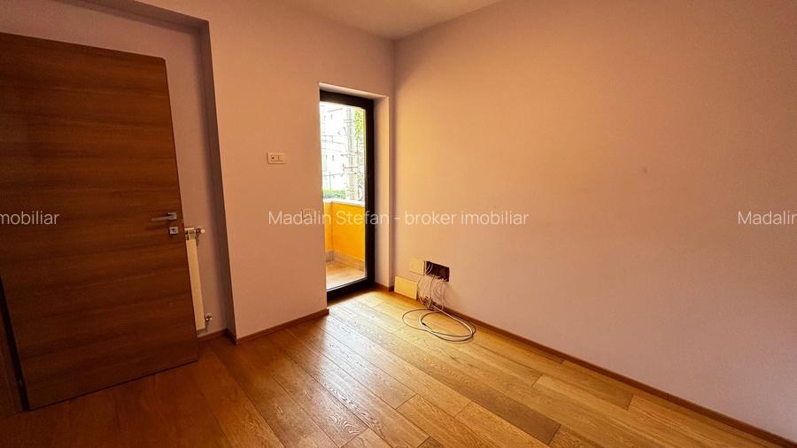 VANZARE VILA TIP DUPLEX - MOBILATA SI UTILATA - ZONA MIHAI BRAVU - 18