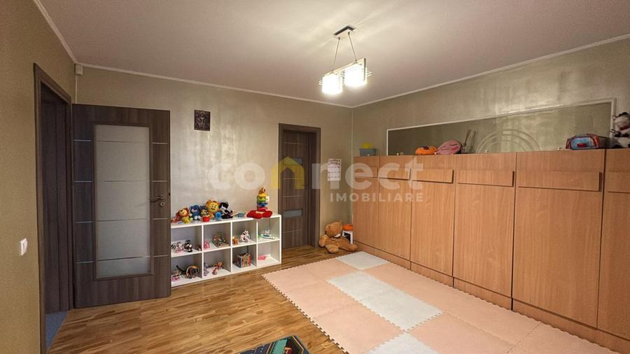 Spaiu de birouri in vila, zona Iris