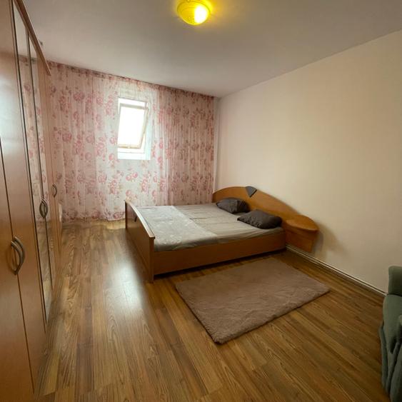 De vanzare apartament 2 camere,Dambovita,Piata Flavia