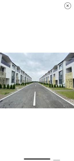 Casă modernă 170 mp, 4 camere + mansardă, curte 60 mp, 2 parcări, complex închis
