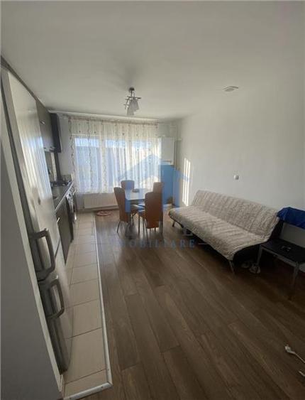 Apartament 3 camere, Intre Lacuri