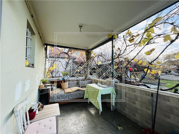 Casa individuala, teren de 900 mp utili, Zona Calea Poplacii