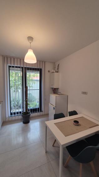 Apartament de inchiriat 2 camere zona Aparatorii Patriei