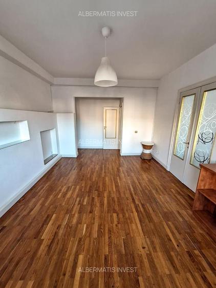 Apartament interbelic de 5 camere| 115 mp | Ideal Pentru Locuire sau Investiție|