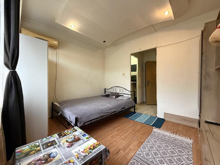 Apartament cu o camera, 17 mp utili, etaj 4, mobilat-Buziasului