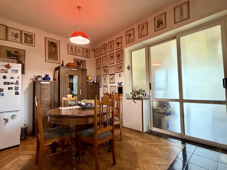 Casa în Andrei Muresanu, 280 mp utili, 430 mp, front 15 ml