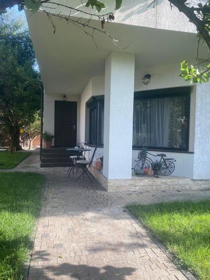 Vila | Aparatorii Patriei | 4 parcari | Metrou 3' | Centrala
