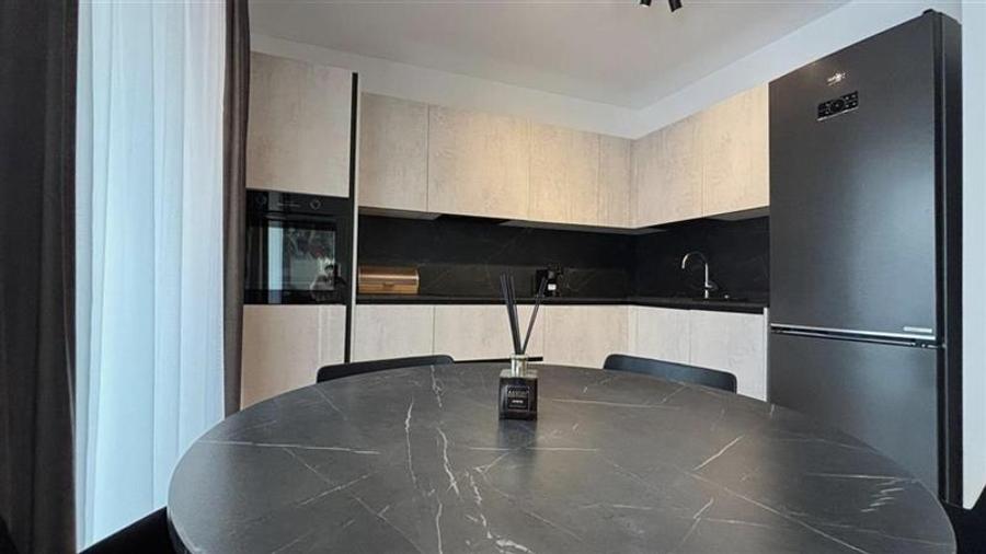 APARTAMENT 2 CAMERE LUMINOS / MOBILAT, UTILAT / BANEASA