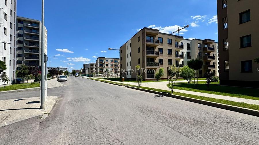 Apartament premium cu 4,5 camere  | 3 locuri de parcare subterane | Tractorul - 25