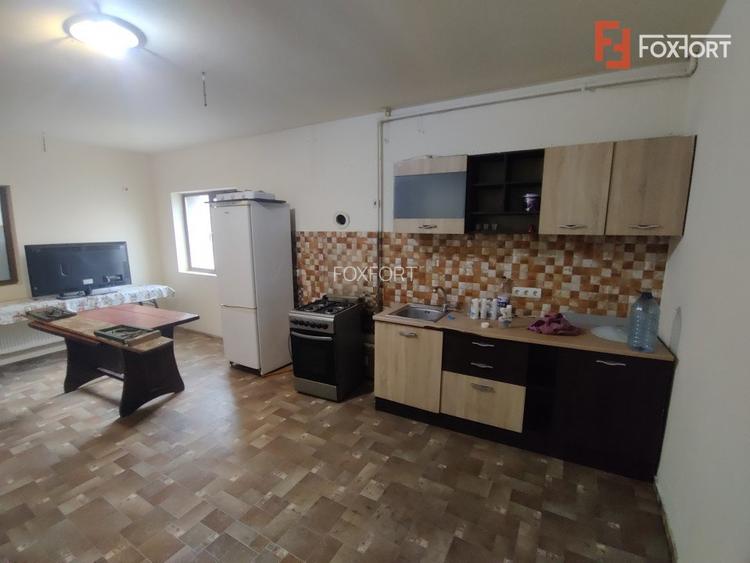 Casa de inchiriat pe 3 niveluri in Dumbravita, pretabila muncitori - 10
