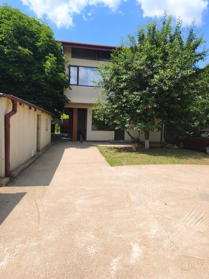Apartament cu 2 camere de vanzare in vila in zona Ciorogarla
