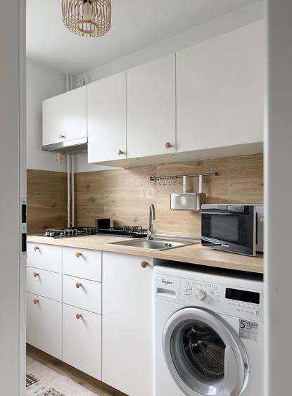 GARSONIERA RENOVATA DE LA 0 IN BLOC REABILITAT - FERDINAND - 9 MINUTE METROU - 9