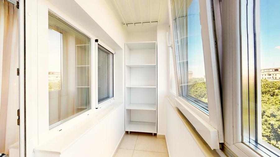 Apartament 4 camere Bd Unirii, renovat, centrala proprie, parcare