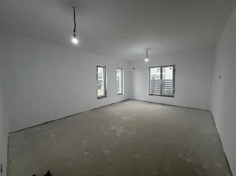 Casa noua Buftea 5 camere- finisaje personalizate- confort si spatiu