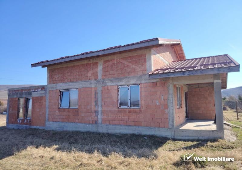 Casa la tara cu 1843 mp teren – liniste si natura langa Cluj