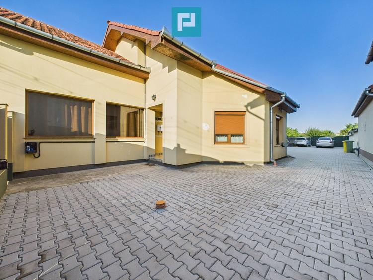Casa P+M, Aradul Nou