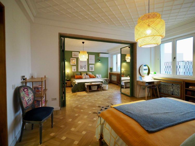 Vanzare apartament zona Universitate - 4 camere cu terasa generoasa