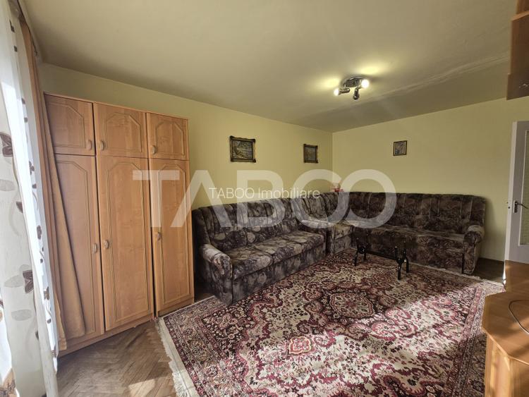 Apartament 2 camere de vanzare 52mp decomandat balcon Strand Sibiu - 10