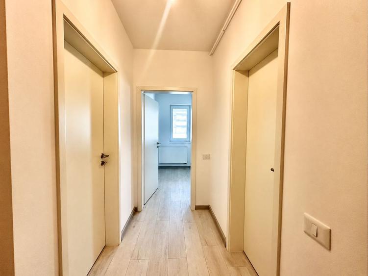 Garsonieră decomandată de vânzare – Zona Coresi, Brașov