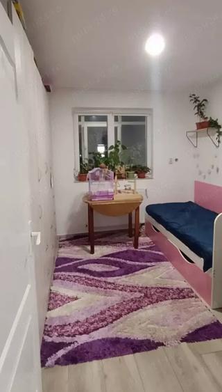 Apartament 4 camere,2 bai,balcon,parcare, situat in zona Carolina Mall