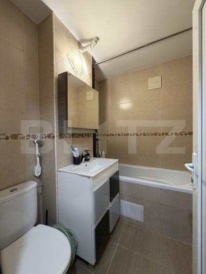 Apartament 3 camere, 61 mp, zona Rotonda/ Stomatologie