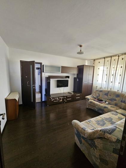 Apartament 2 camere, 42 mp, zona Craiovita Noua