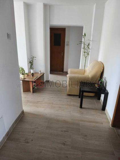 Calea Calarasilor - metrou Piata Muncii - 3 camere - complet renovat
