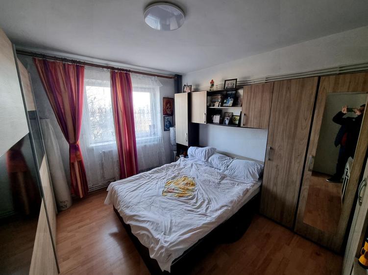 Doraly mall-apartament 2 camere decomandat cu gaze