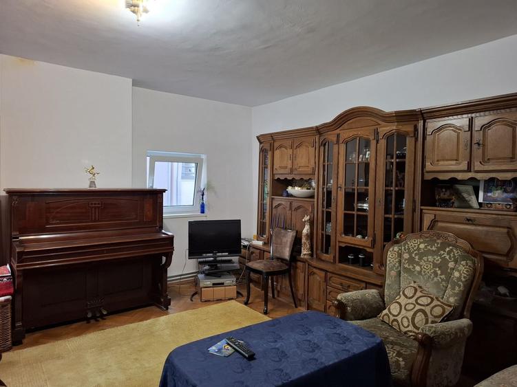 URGENT!, JUMATATE DE VILA, TEREN IN PROPRIETATE, NEGOCIABIL