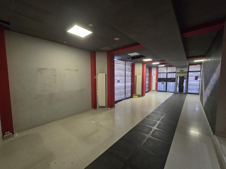 Spațiu Comercial | 110 mp | 15ml vitrina | Bulevardul Independenței