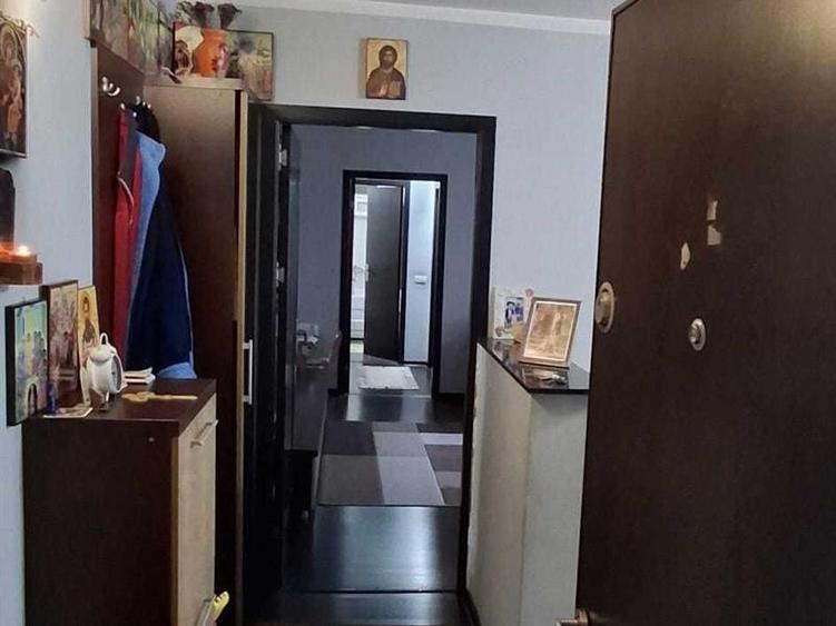 Vand apartament 2 camere