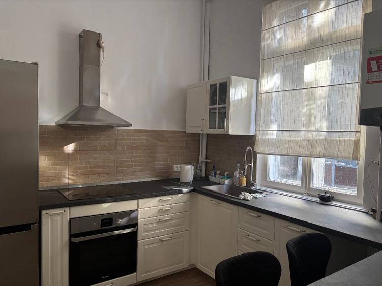Apartament 3 camere de inchiriat Cotroceni