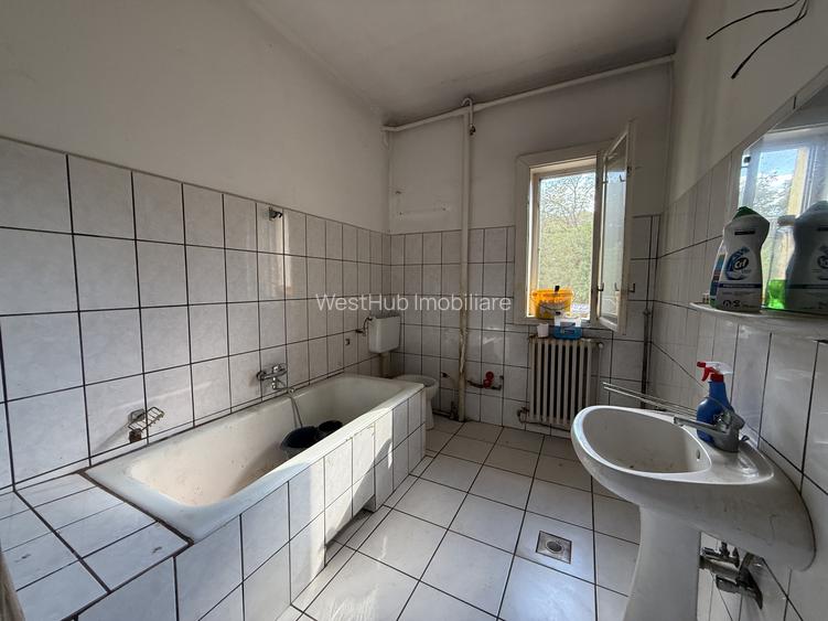 Apartament 3 camere, 72mp, etaj 1, 400m teren, garaj propriu- Complex Studentesc - 6