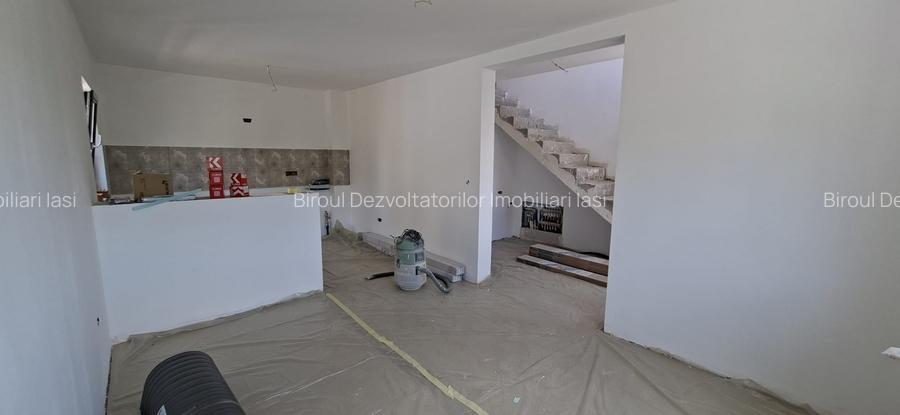 Casa cu 4 camere,  310 mp, 400 mp teren, Holboca - 14