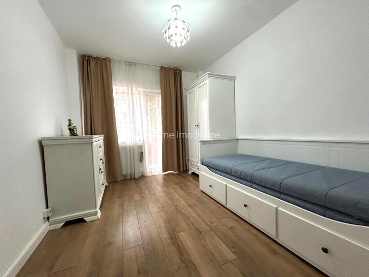 Apartament cu 3 camere, 73 mp - etaj 2/4 cu parcare - Cetate - 5