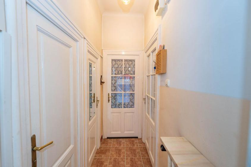 Casa de vanzare, 138 mpu, 244 teren, curte, garaj, Cartierul Domenii