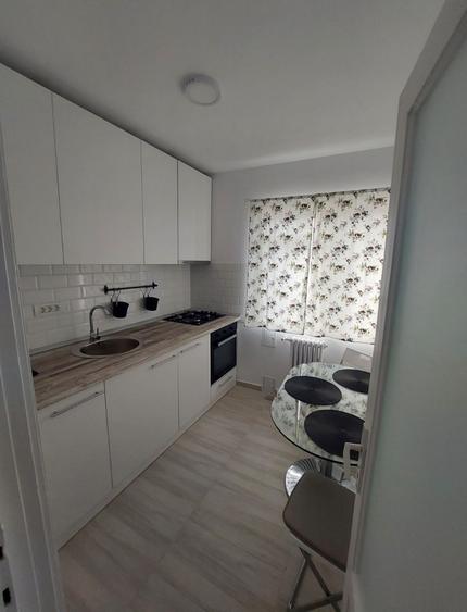Apartament 2 camere decomandat | Terasă 15 mp | Calea Grivitei
