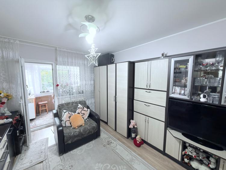 Garsoniera renovata in Grivita