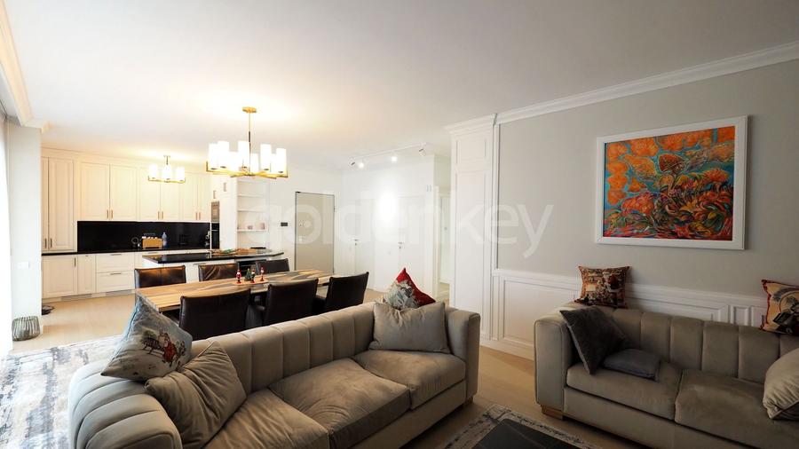 Apartament generos 5 camere | 3 bai | 2 terase | 208mp construiti