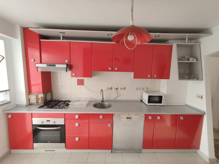APARTAMENT 3 CAMERE SIMION BARNUTIU