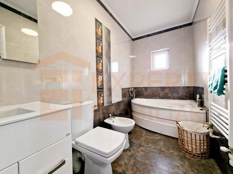 Casă de Vânzare in zona  Mamaia Sat – Hanul cu Pește | 4 Camere
