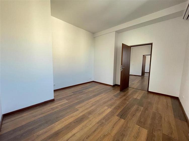3 camere | Piața Romana | Strada securizata