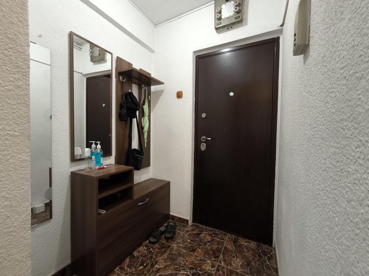 Drumul Taberei Favorit apartament 2 camere decomandat bloc anvelopat