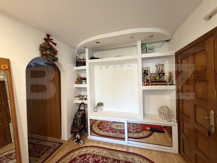 Apartament 3 camere decomandat , zona 23 August