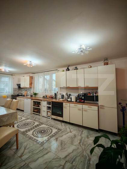 Casa 4 camere, 255 mp, Campia Turzii