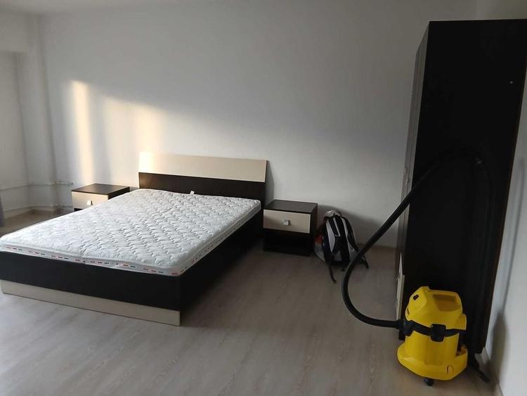 Garsoniera | Piata Muncii | Decomandata | Balcon | Proximitate Metrou