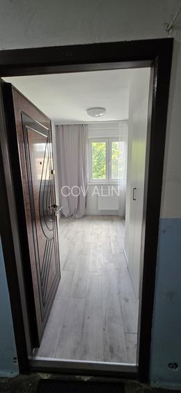 Camera cu baie situata in Florilor, etaj 4,SU 12 mp, partial mobilata, libera! - 2